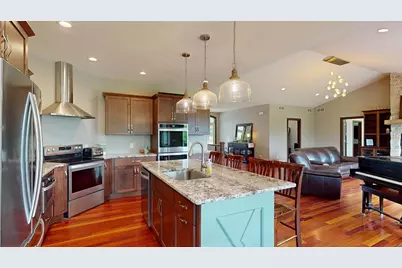 W10559 Hickory Point Road, Beaver Dam, WI 53916 - Photo 14