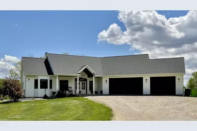 W10559 Hickory Point Road, Beaver Dam, WI 53916 - Photo 2