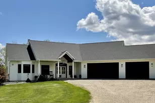 W10559 Hickory Point Rd, Beaver Dam, WI 53916 - Photo 2