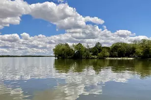 W10559 Hickory Point Rd, Beaver Dam, WI 53916 - Photo 8