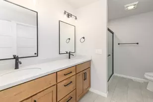 468 Stoddard Dr, Oregon, WI 53575 - Photo 10