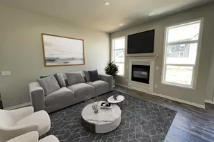 831 Sarah St, Belleville, WI 53508 - Photo 6