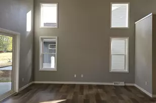 3711 Newcastle Dr, Janesville, WI 53546 - Photo 4