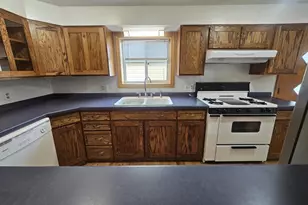 1004 Water Ave, Hillsboro, WI 54634 - Photo 12