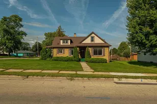 2113 11th Ave, Monroe, WI 53566 - Photo 1