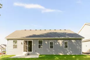 1157 Hickory Hls Dr, Sun Prairie, WI 53590 - Photo 16