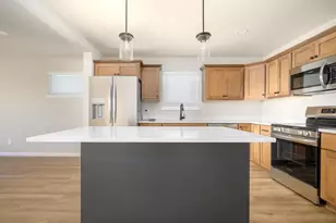 817 Indigo Ln, Waunakee, WI 53597 - Photo 6