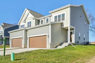 3161 Drumlin Rdg Dr, Cottage Grove, WI 53527 - Photo 2