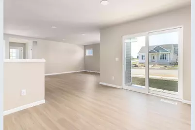 811 Indigo Lane, Waunakee, WI 53597 - Photo 4