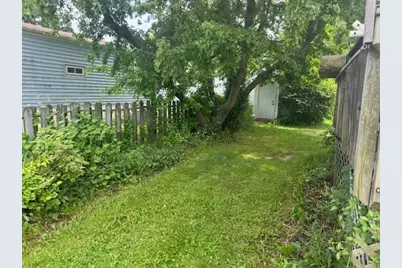 W211N11783 Hilltop Circle, Germantown, WI 53022 - Photo 22