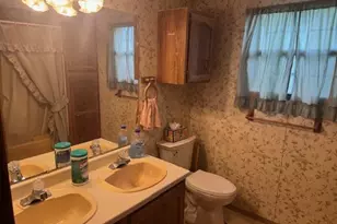 W211N11783 Hilltop Cir, Germantown, WI 53022 - Photo 18