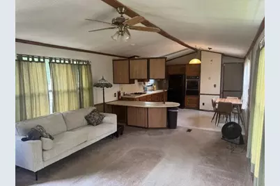 W211N11783 Hilltop Circle, Germantown, WI 53022 - Photo 6