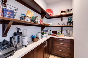 1001 Woodward Dr, Madison, WI 53704 - Photo 48