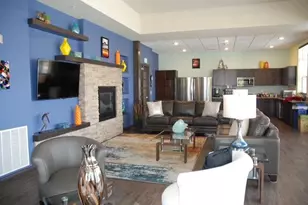 5836 Golden Guernsey Ct, Waunakee, WI 53597 - Photo 12