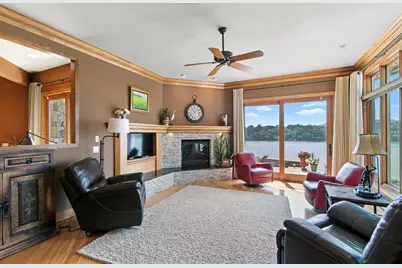 E12261 Timber Ridge Trail, Prairie Du Sac, WI 53578 - Photo 18