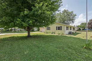 1552 Johnson St, Stoughton, WI 53589 - Photo 4