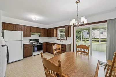 1552 Johnson Street, Stoughton, WI 53589 - Photo 12