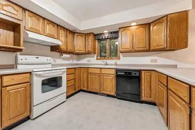 W8325 Larson Lane, New Lisbon, WI 53950 - Photo 10