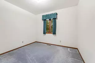 W8325 Larson Ln, New Lisbon, WI 53950 - Photo 14