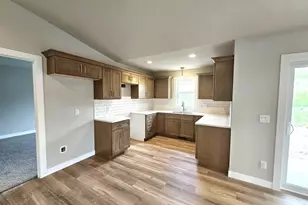 1005 Karsten Dr, Horicon, WI 53032 - Photo 2