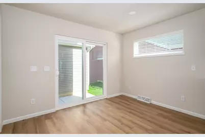 1082 Tundra Avenue, Oregon, WI 53575 - Photo 6