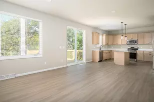 1812 August Moon Dr, Madison, WI 53718 - Photo 2