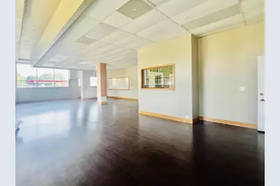 111 E Burnett Street #B, Beaver Dam, WI 53916 - Photo 4