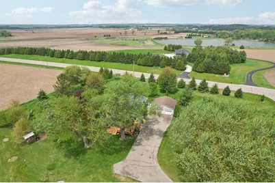 N5562 County Road A, Lake Mills, WI 53551 - Photo 2