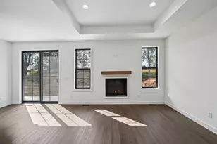 305 Willow St, Pardeeville, WI 53954 - Photo 12