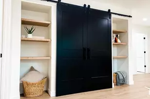 323 Maple St, Pardeeville, WI 53954 - Photo 8