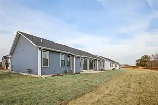 305 Willow St, Pardeeville, WI 53954 - Photo 48