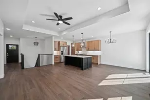 305 Willow St, Pardeeville, WI 53954 - Photo 10