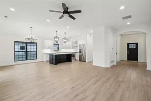 310 Willow St, Pardeeville, WI 53954 - Photo 8