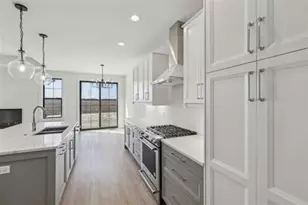 315 Willow St, Pardeeville, WI 53954 - Photo 8