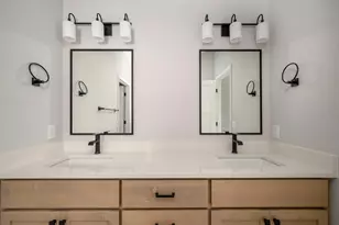 520 Fox Den Dr, Waunakee, WI 53597 - Photo 8