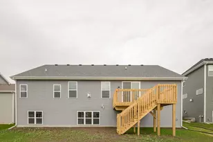 520 Fox Den Dr, Waunakee, WI 53597 - Photo 14