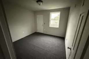 266 S Jackson St, Janesville, WI 53548 - Photo 8