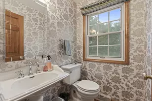 7205 Donna Dr, Middleton, WI 53562 - Photo 34