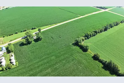 2724 E Stateline Road, Beloit, WI 53511 - Photo 4