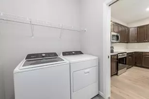 5919 Woodbine Dr, Madison, WI 53718 - Photo 14