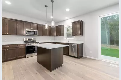 5919 Woodbine Drive, Madison, WI 53718 - Photo 4