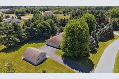 3812 N Hickory Drive, Janesville, WI 53545 - Photo 58