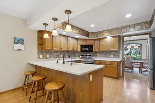 3812 N Hickory Dr, Janesville, WI 53545 - Photo 16