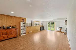 102 Cheney Ave, Endeavor, WI 53930 - Photo 10