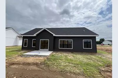 318 Willow Street, Pardeeville, WI 53954 - Photo 4