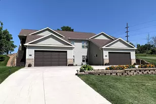 512-514 S Main St, Fall River, WI 53932 - Photo 2