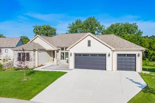 1452 Serenity Ct, Sun Prairie, WI 53590 - Photo 80