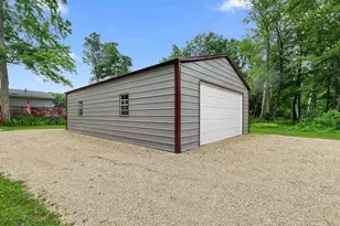 N4580 Elm St, Princeton, WI 54968 - Photo 24