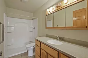 402 Matterhorn Dr, Verona, WI 53593 - Photo 20