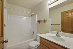 402 Matterhorn Dr, Verona, WI 53593 - Photo 24